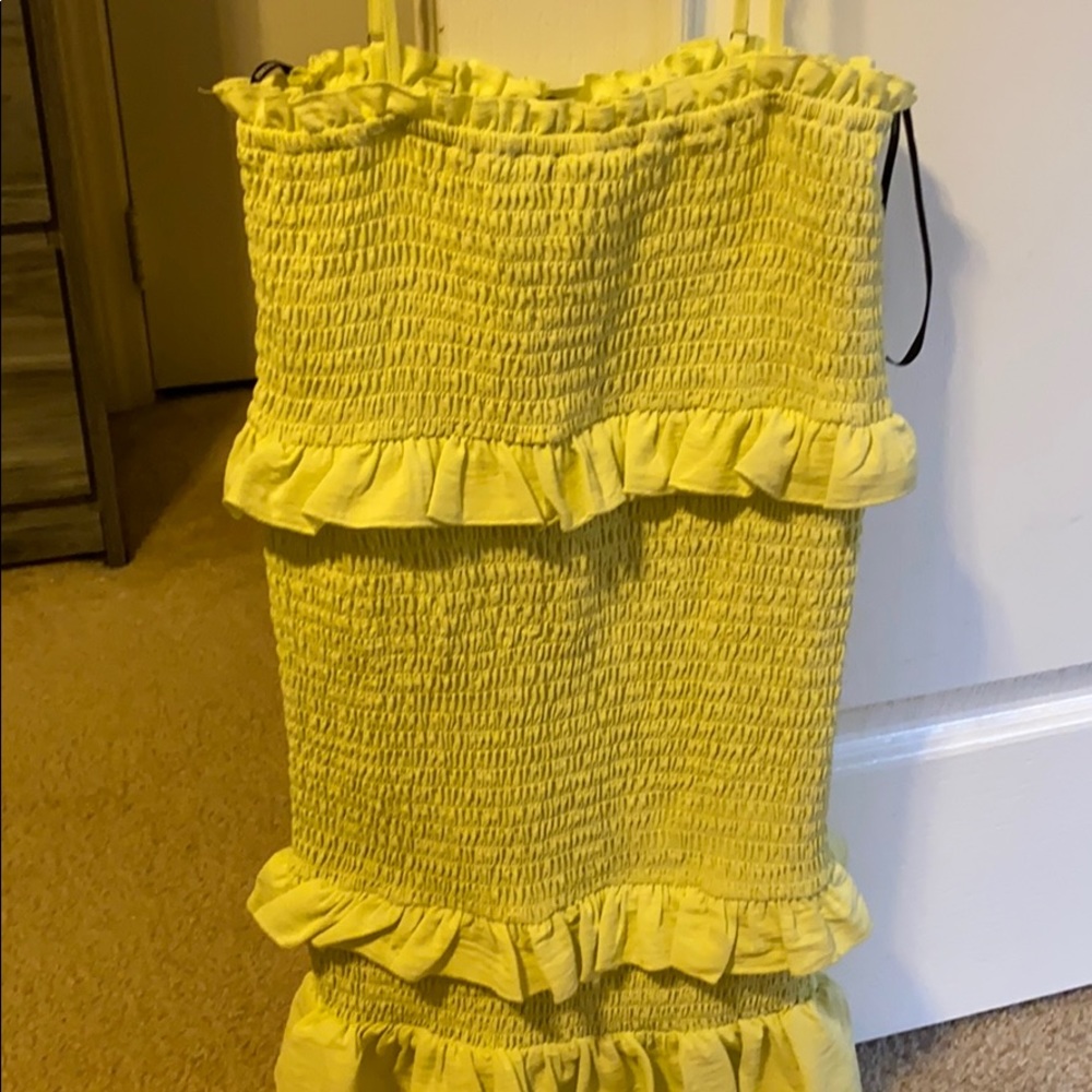 Tight ruffle dress